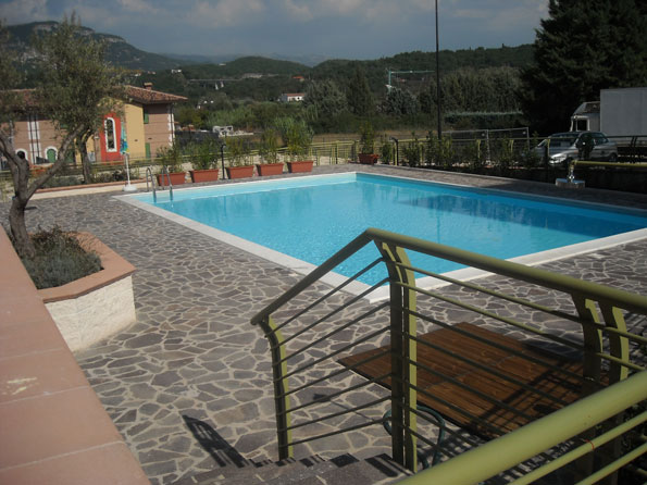 La splendida piscina